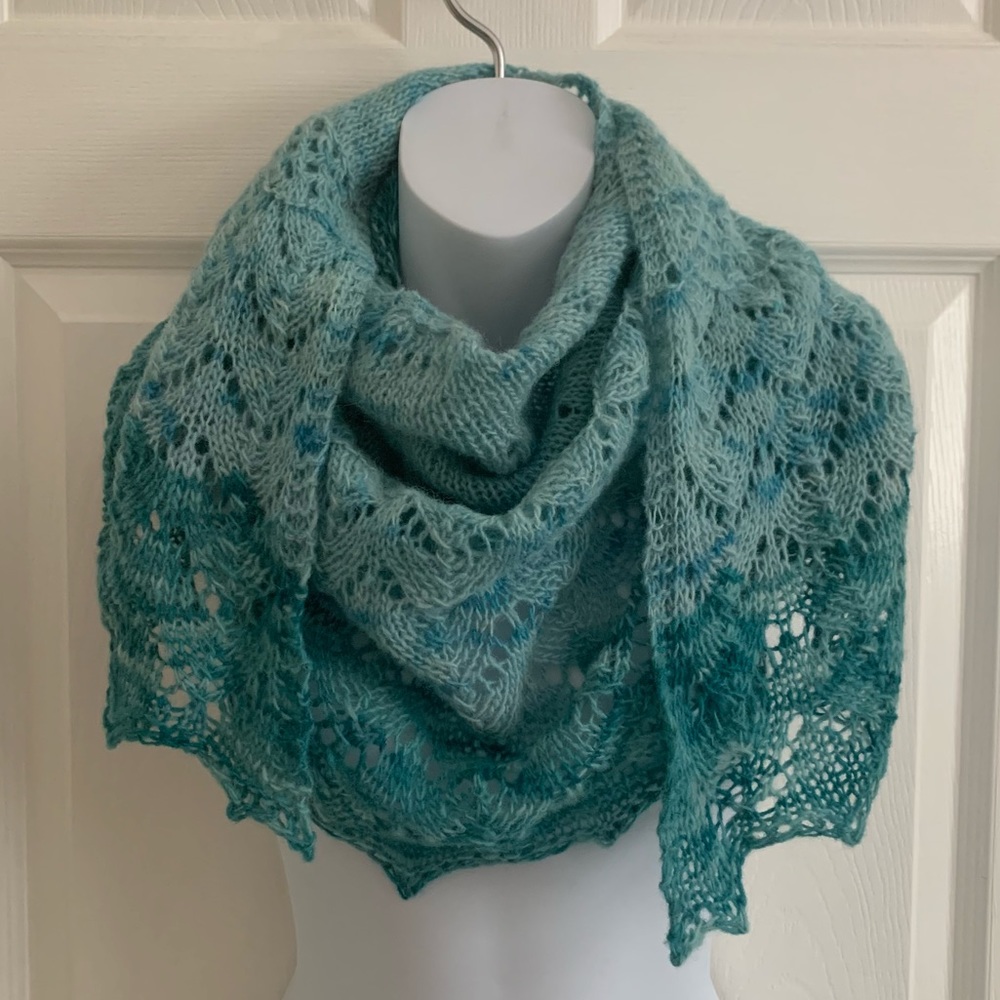 NEW Hand Knit Lace Shawl Wrap One of a Kind Artisan Exquisite Hand Crafted